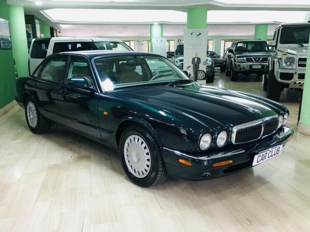 Jaguar XJ8 3.2 v8 automatica iscrivibile ASI