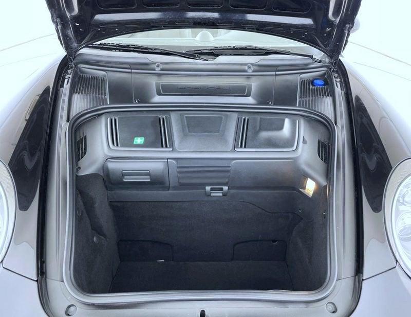 Porsche 911 CARRERA 4 Cabriolet GTS PDK