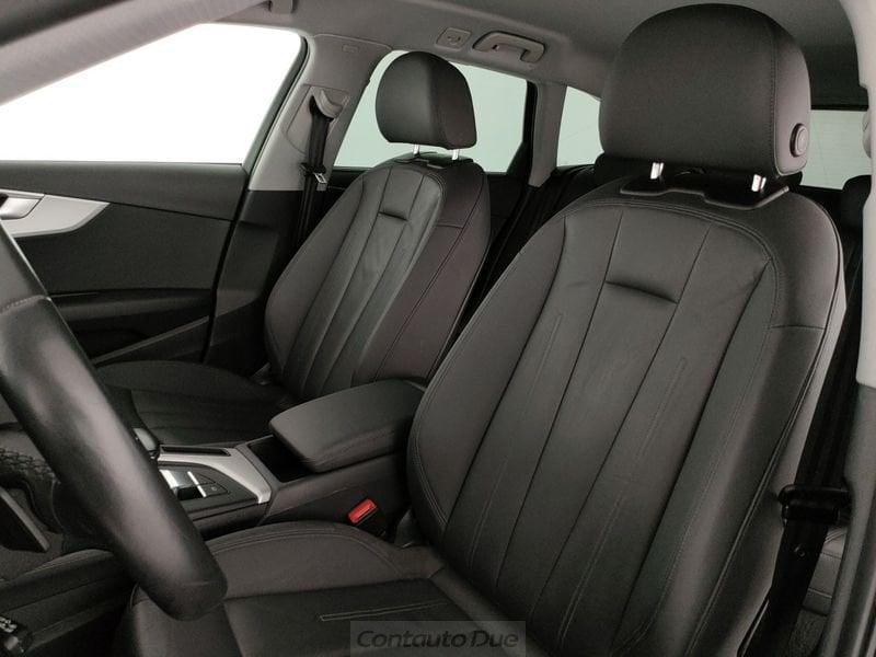 Audi A4 2.0 35 TDI MHEV Business Advanced S Tronic