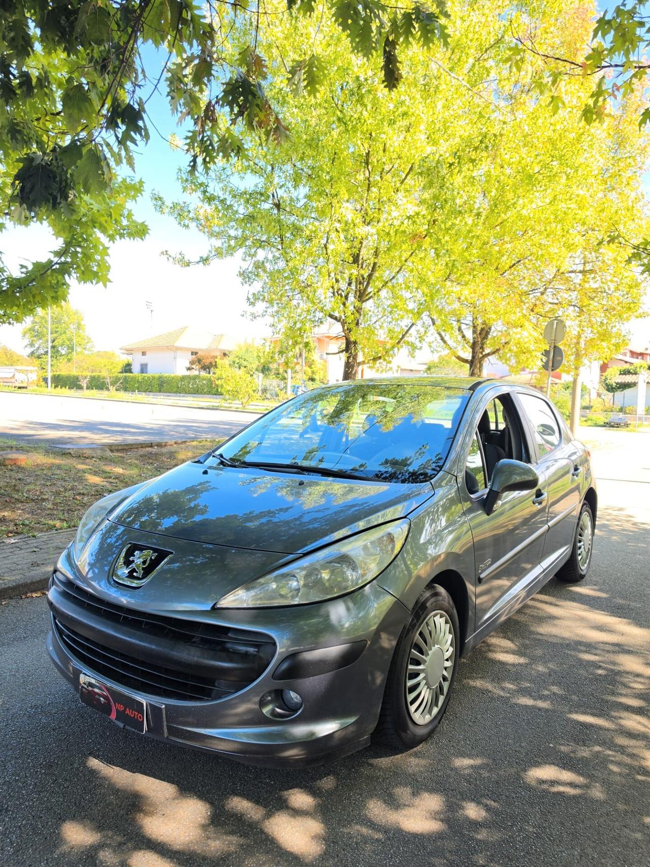 Peugeot 207 NEOPATENTATI