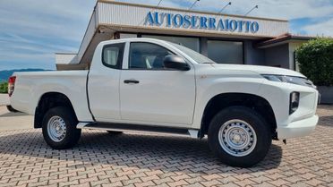 Mitsubishi L200 2.3CLUB CAB 4x4 cassone lungo