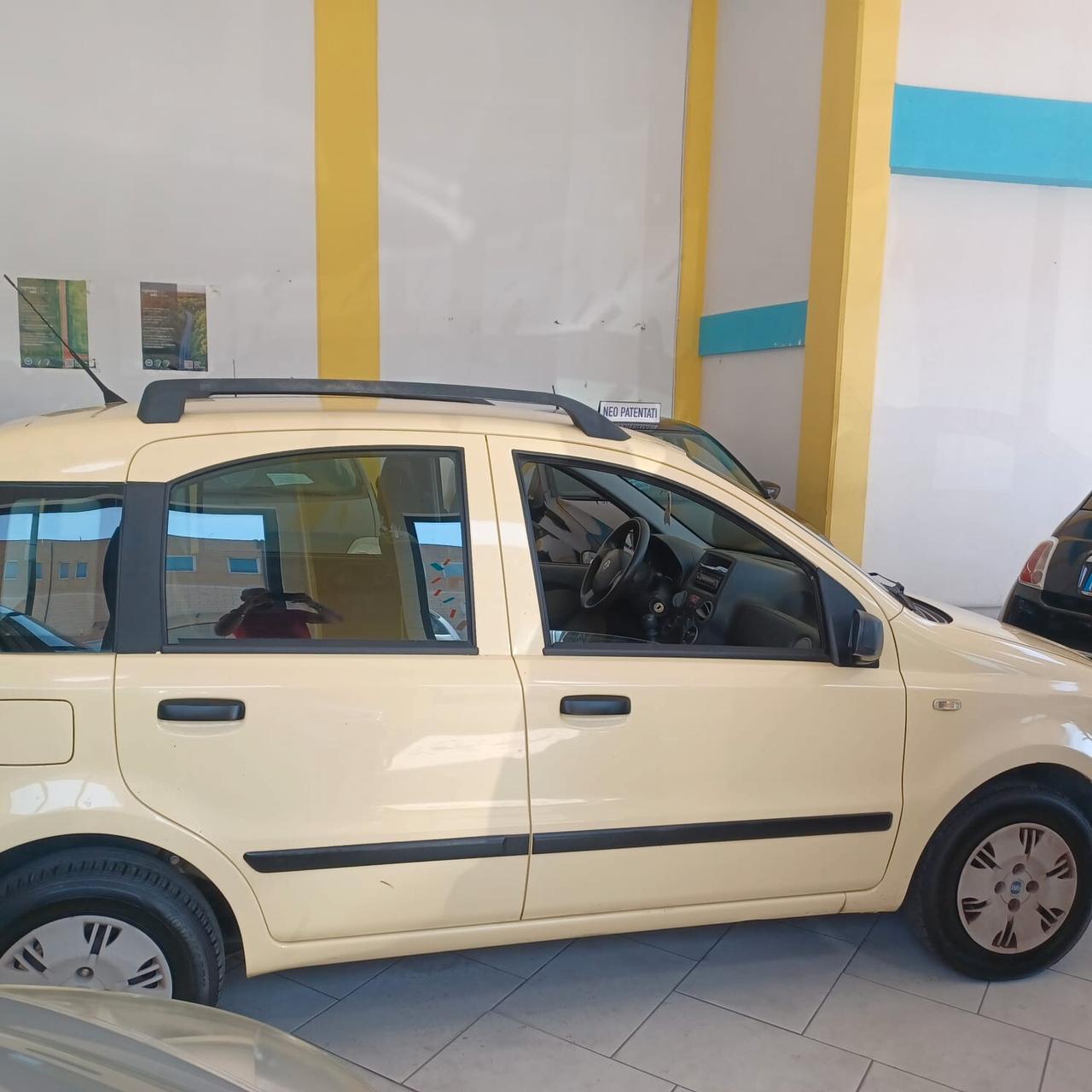 97.478 KM OCCASIONE FIAT PANDA 1.2 NEOPATENTATI