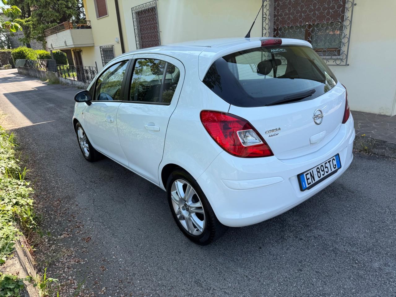 Opel Corsa 1.2 85CV 5 porte GPL-TECH Elective