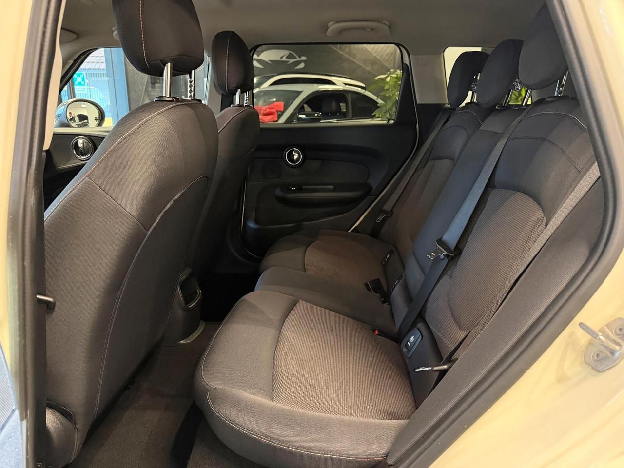 MINI COOPER D CLUBMAN 1.5 116CV CRUISE ANNO 2016