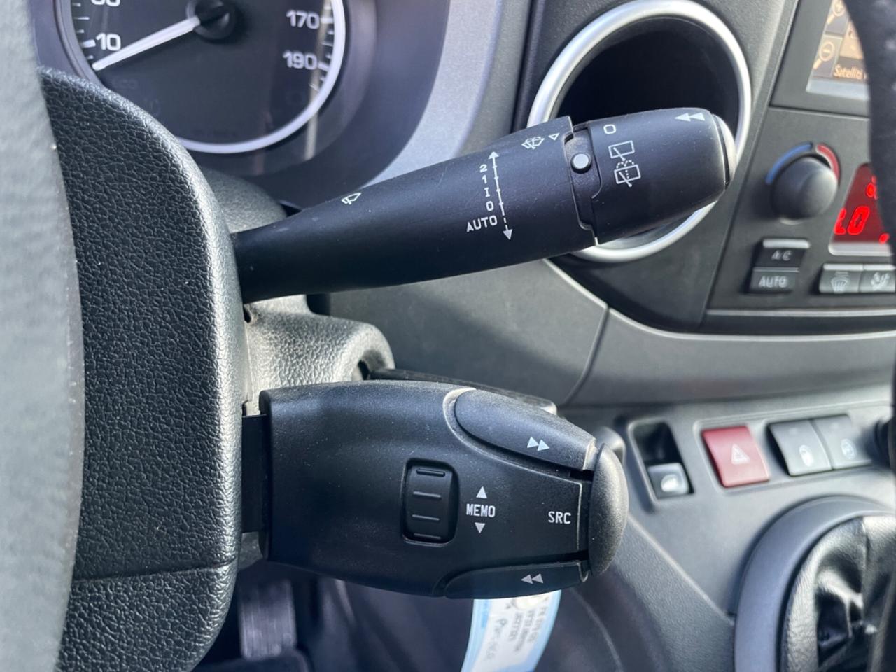 Peugeot Partner BlueHDi 100 Outdoor AUTOVETTURA