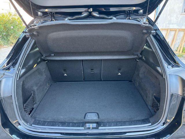 MERCEDES-BENZ GLA 180 d Automatic Sport