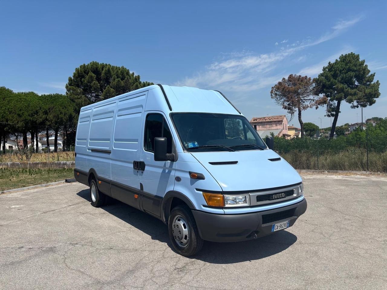 Iveco Daily 35C12VP 2.3 Hpi TDI PL-TA-RG Furg.