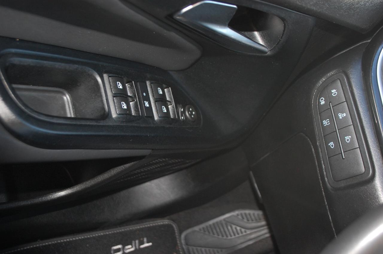 Fiat Tipo Cross II 5p 1.0 100CV Uff Italy Navi Led USB Lega