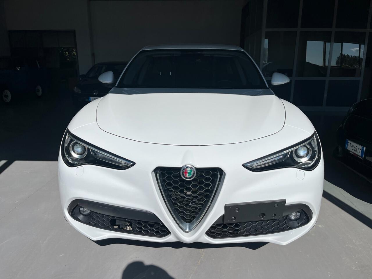 Alfa Romeo Stelvio 2.2 Turbodiesel 190 CV AT8 Q4 Executive