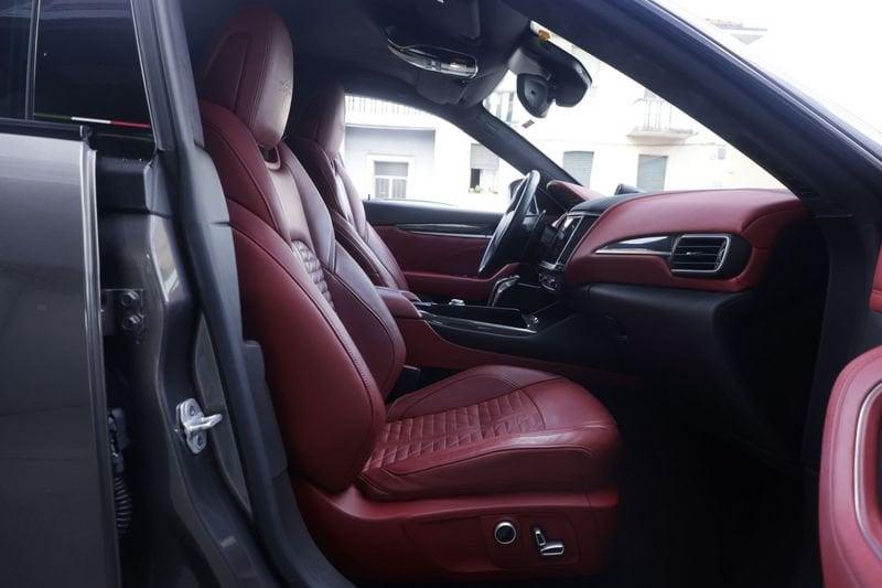 Maserati Levante Maserati Levante V8 580 CV AWD Trofeo 427KW ANNO 2022