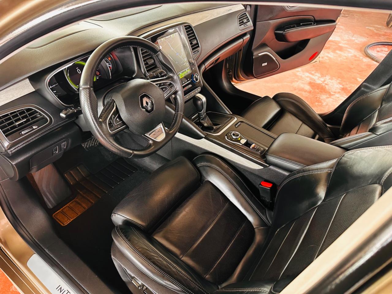 Renault Talisman 1.6 dCi 160CV Initiale PARIS