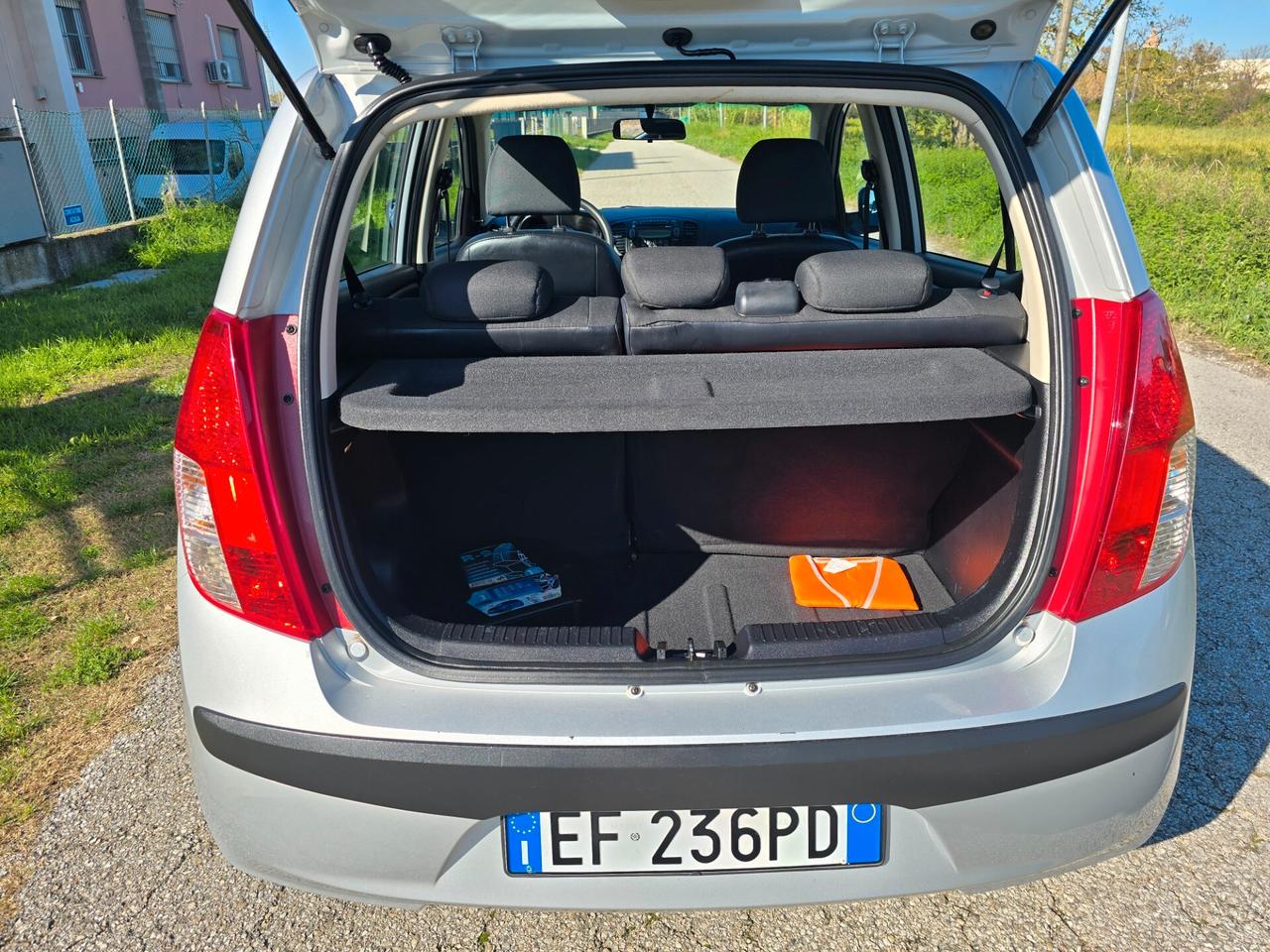 Hyundai i 10 1.1 Benzina con GARANZIA -NEOPATENTATI