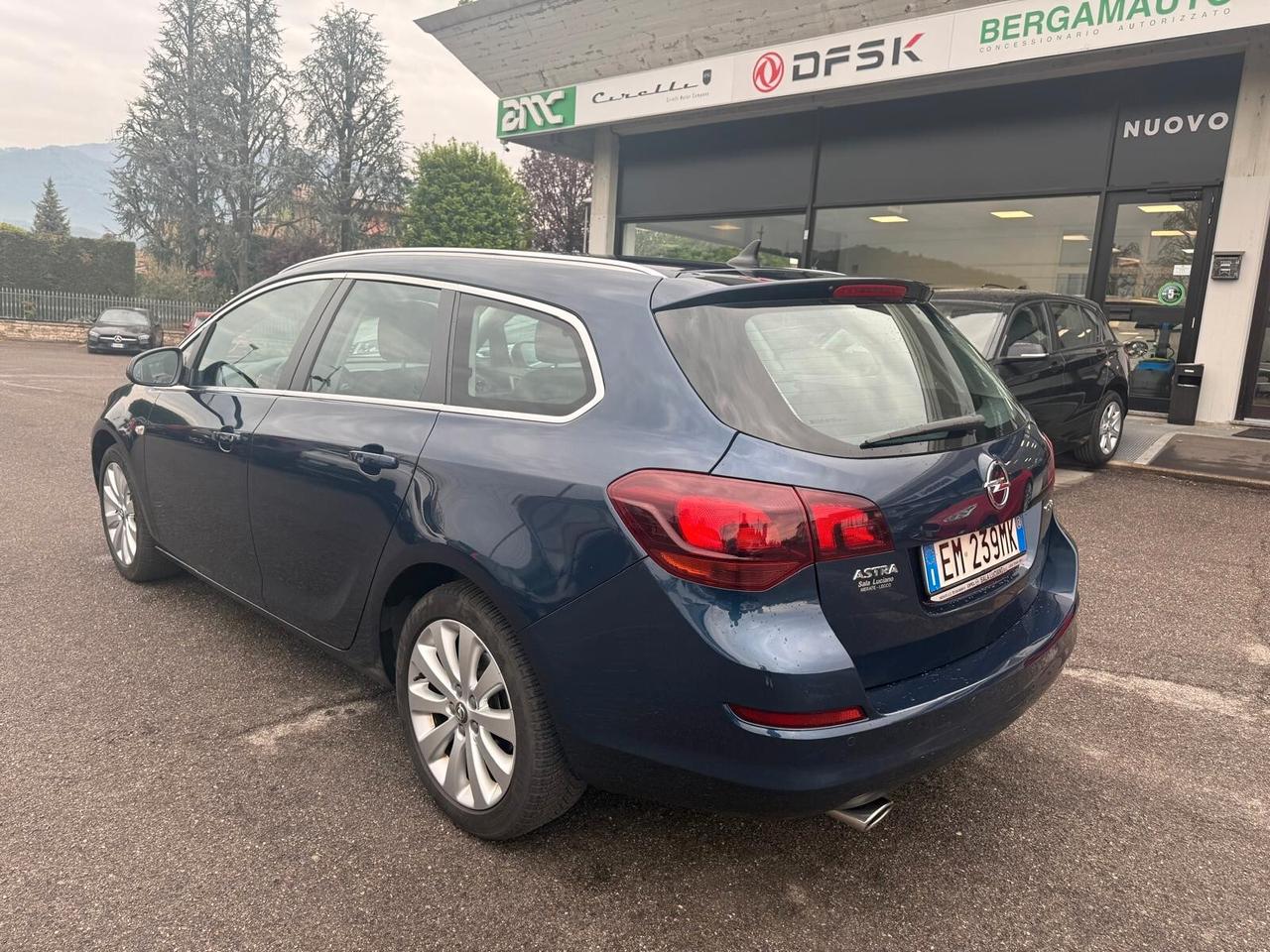 Opel Astra 1.4 Turbo 140CV Sports Tourer Cosmo