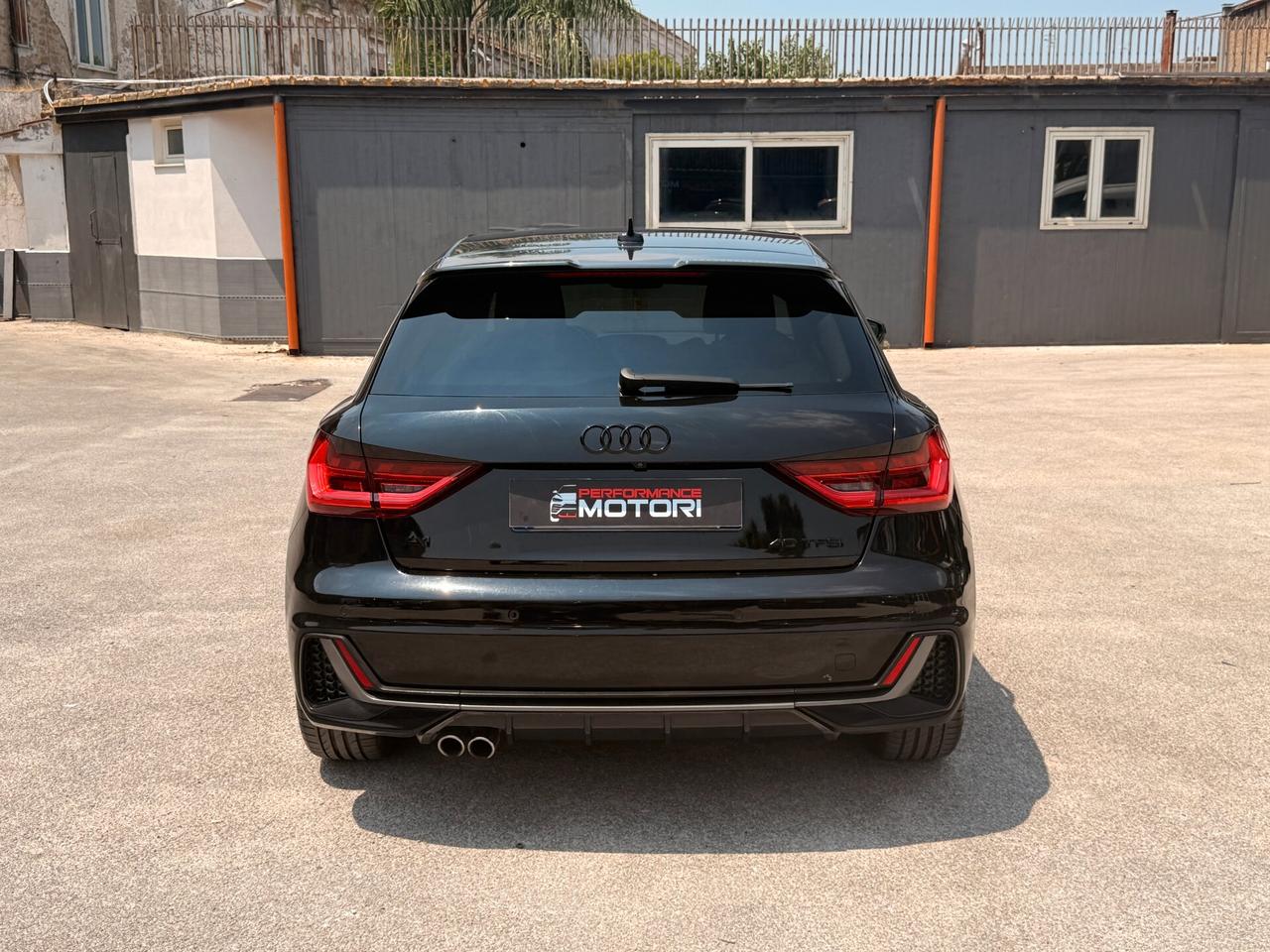 Audi A1 SPB 40 TFSI S tronic line edition