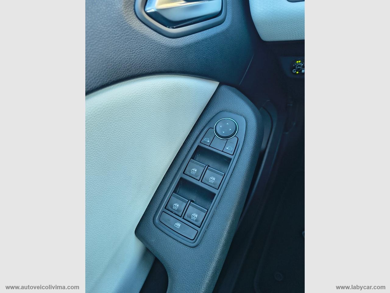 RENAULT Clio TCe 100 CV GPL Techno