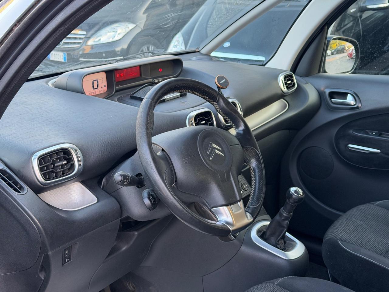 Citroen C3 Picasso 1.6 VTi 120 Exclusive Theatre