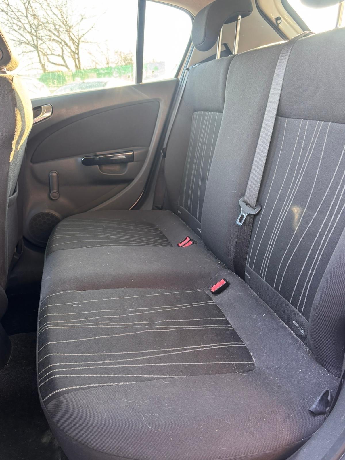 Opel Corsa 1.2 80CV 5 porte GPL-TECH Edition