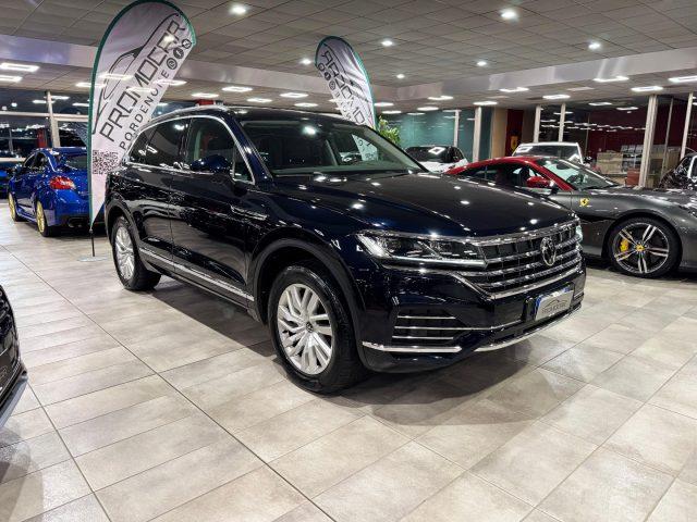 VOLKSWAGEN Touareg 3.0 V6 TDI 286 CV SCR ELEGANCE *UNIPROP*TETTO*