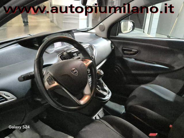 LANCIA Ypsilon 1.0 FireFly 5 porte S&S Hybrid Ecochic Gold
