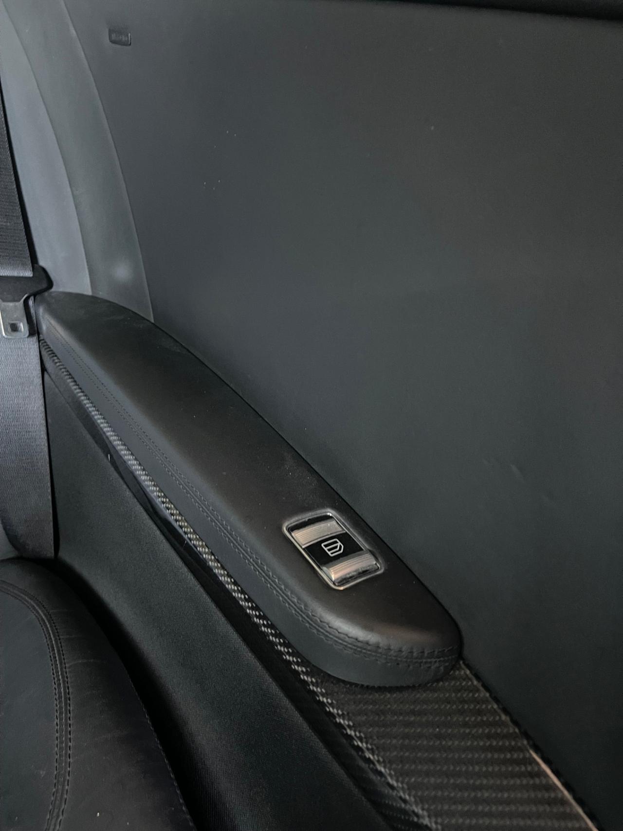 Mercedes-benz CL 63 AMG Black Series PERMUTE RATE