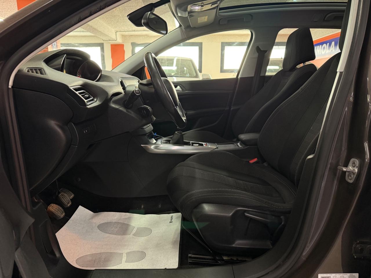 Peugeot 308 BlueHDi SW Allure Tetto Panoramico