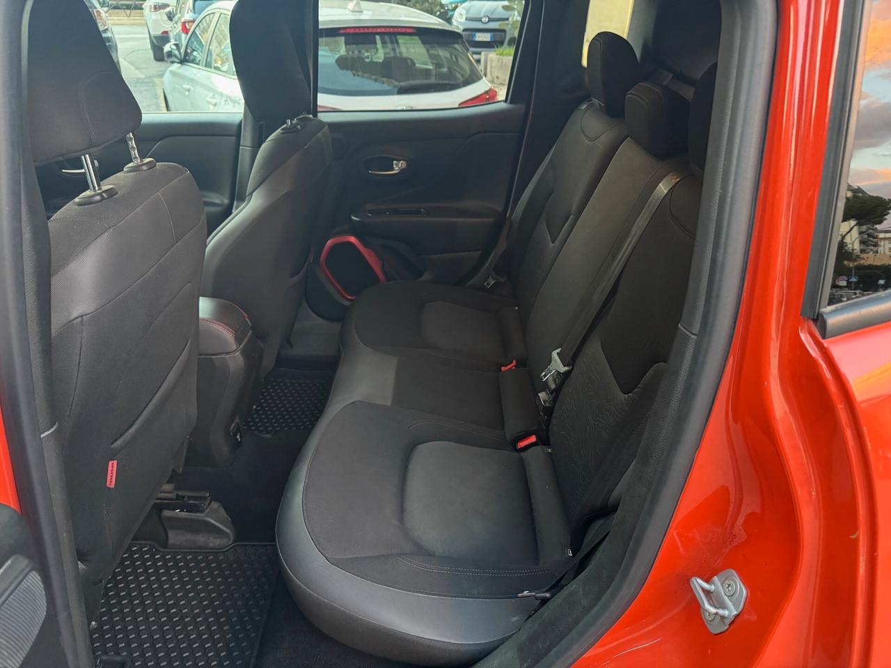 Jeep Renegade 2.0 Mjt 170CV 4WD Trailhawk