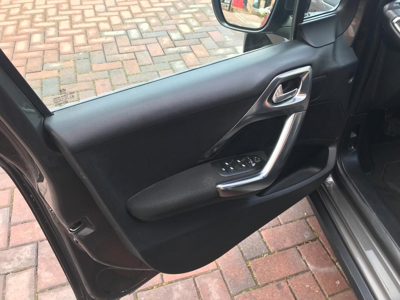 Peugeot 2008 BlueHDi 75 Access