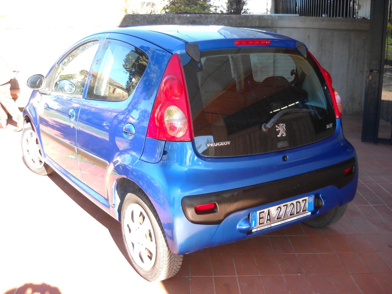 Peugeot 107 1.0 68CV 5p. Desir