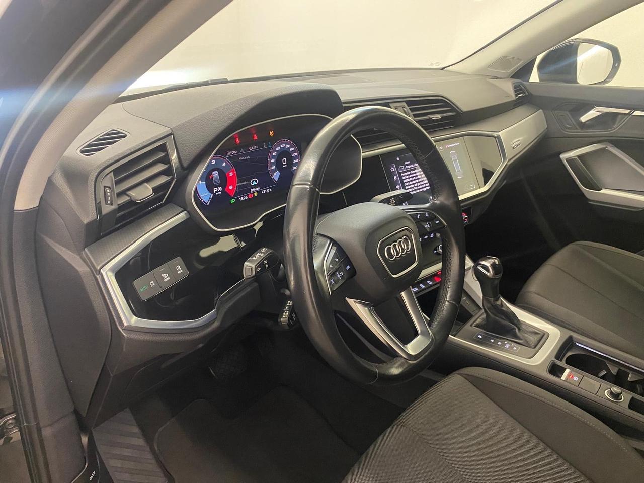 Audi Q3 SPB 35 TDI S tronic Business Plus