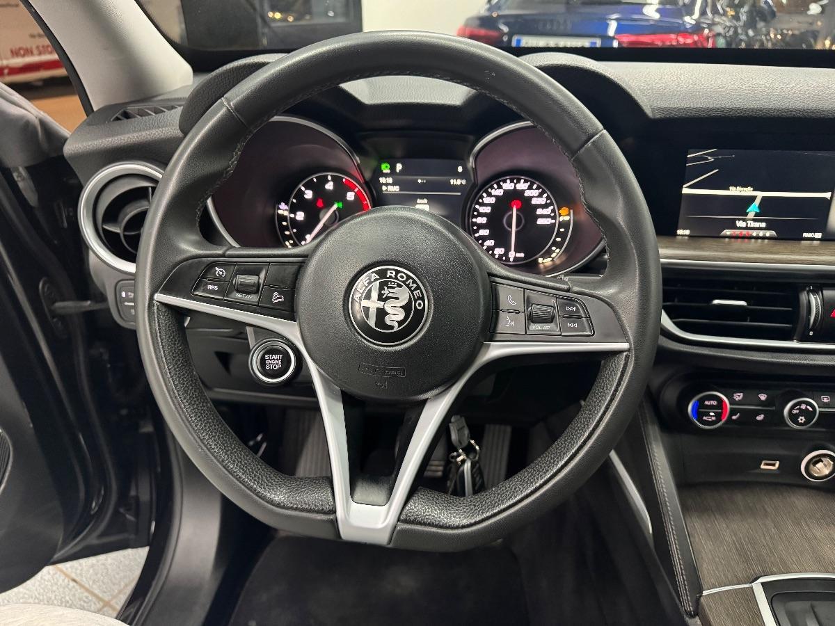 ALFA ROMEO STELVIO 2.2 T.diesel 210 CV AT8 Q4 Exec. TETTO/ MEMORIE/ FULL