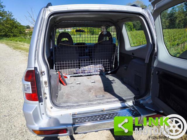 MITSUBISHI Pajero 3.2 16V DI-D 3p. Autocarro