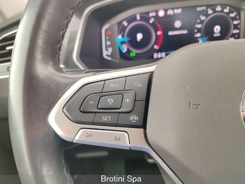 Volkswagen Tiguan 2.0 TDI 150 CV SCR DSG Elegance