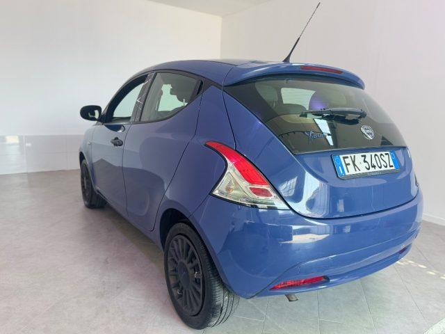 LANCIA Ypsilon 1.2 69 CV 5 porte Gold