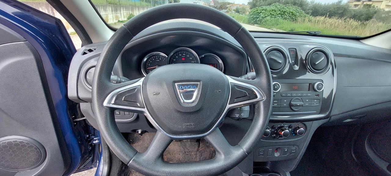 DACIA SANDERO 1,0 GPL DI SERIE CASA MADRE 100 CV TELEFONO X NEOPATENTATI IMPECCABILE