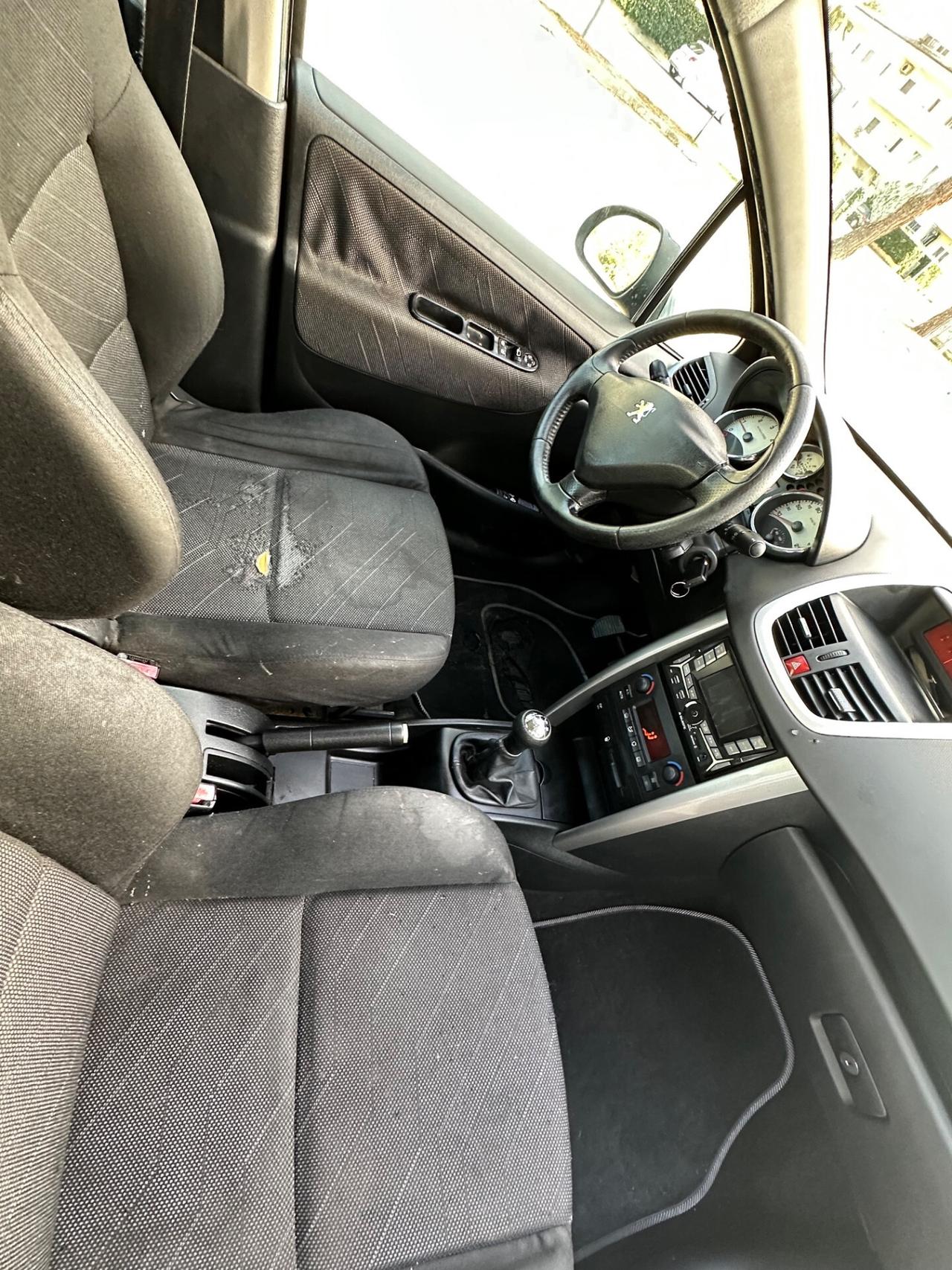 Peugeot 207 1.6 HDi 110CV 5p. 2006 neopatentati