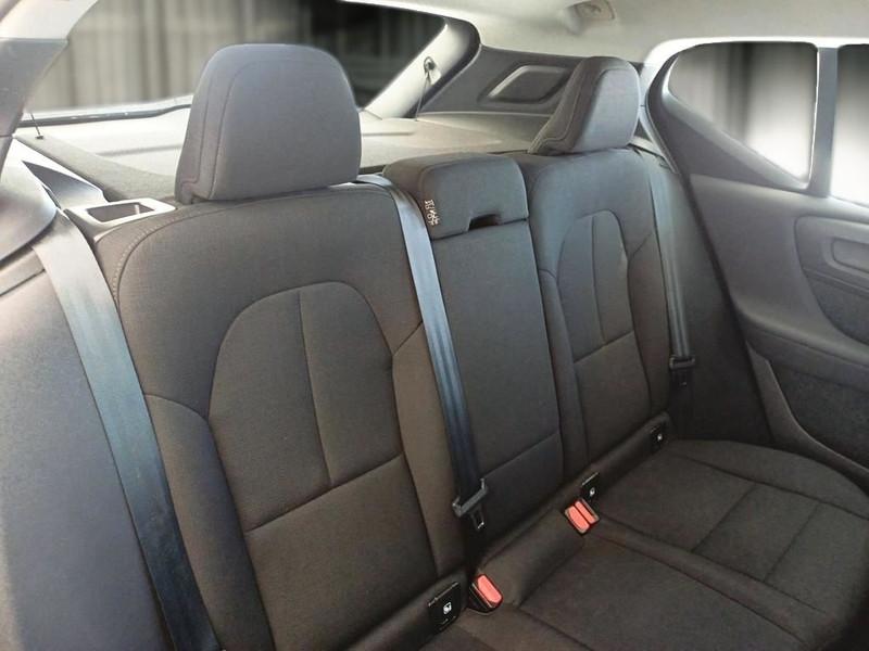 VOLVO XC40 T4 RECHARGE PLUG-IN AUTO ESSENTIAL SUV