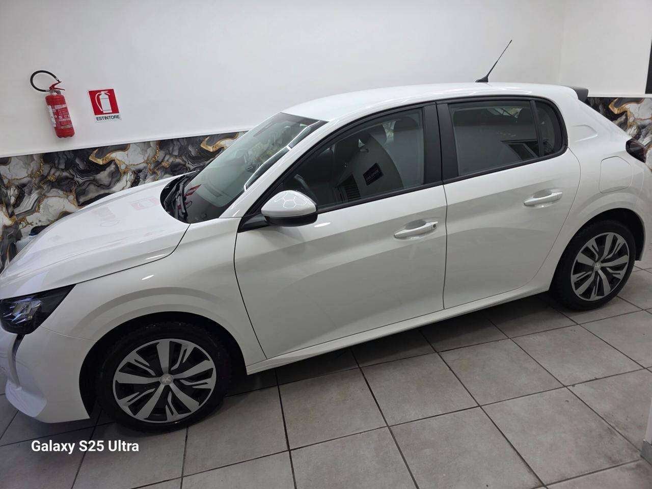 Peugeot 208 BlueHDi 100cv Stop&Start FULL LED