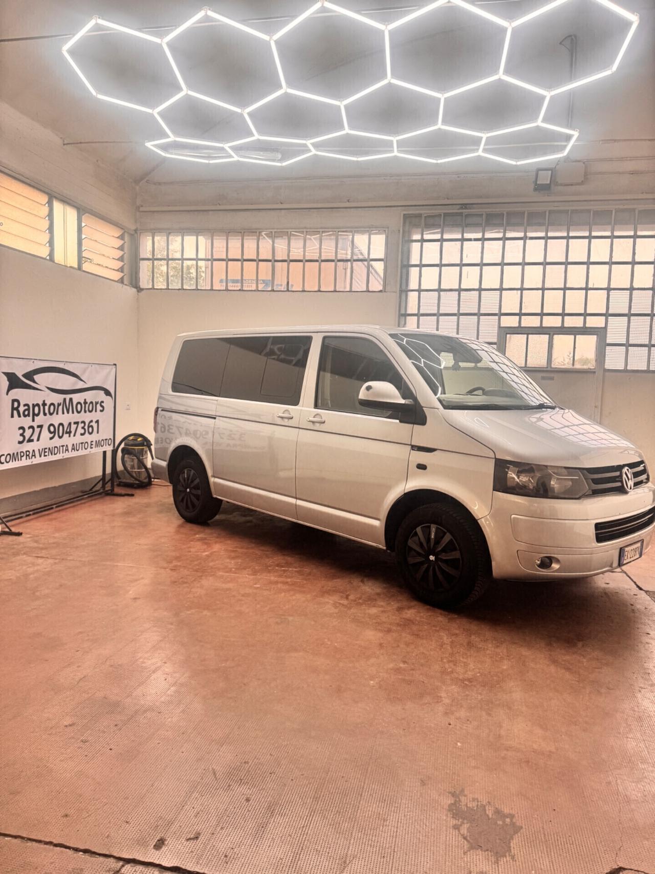 Volkswagen Multivan 2.0 TDI 140CV 9 posti