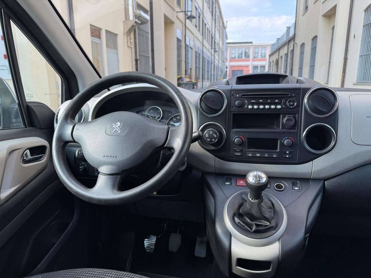 Peugeot Partner Tepee BlueHDi 100 4x4 Outdoor Extreme