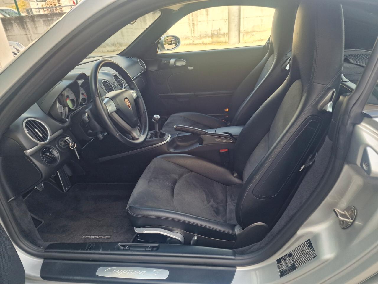 Porsche Cayman 295 cv - Top Conditions