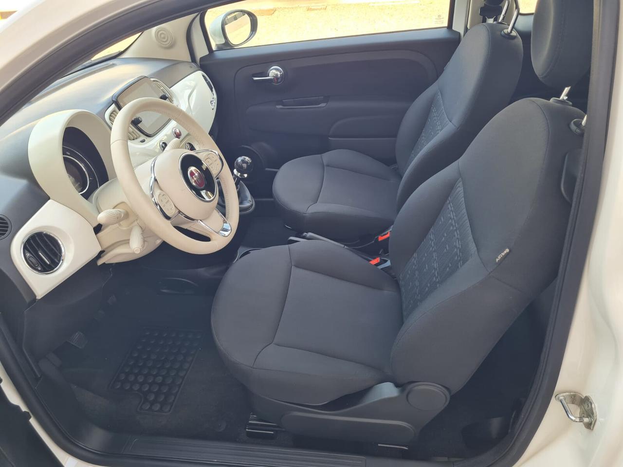 FIAT 500 1.0 Hybrid Dolce Vita – Aprile 2024 – 18.766 km – €14.400