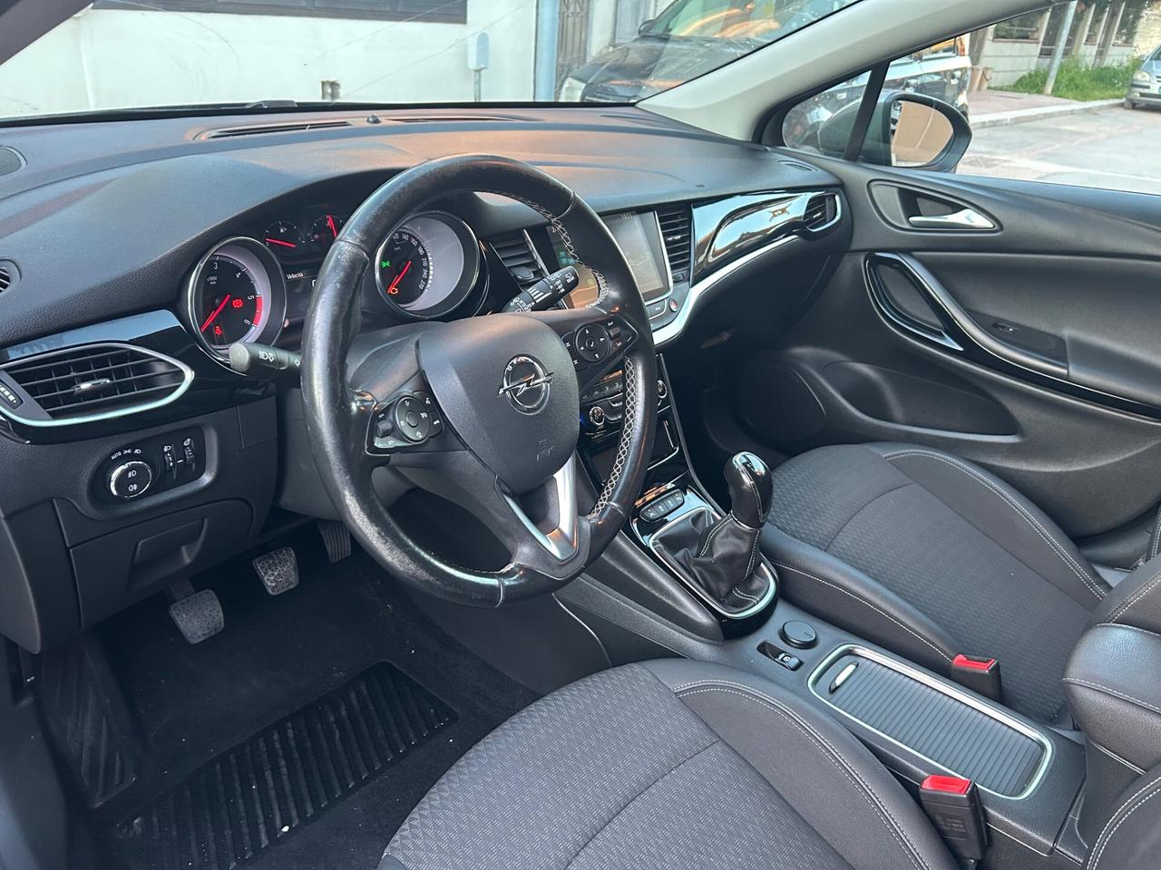 Opel Astra 1.6 CDTi 136CV Start&Stop 5 porte Innovation