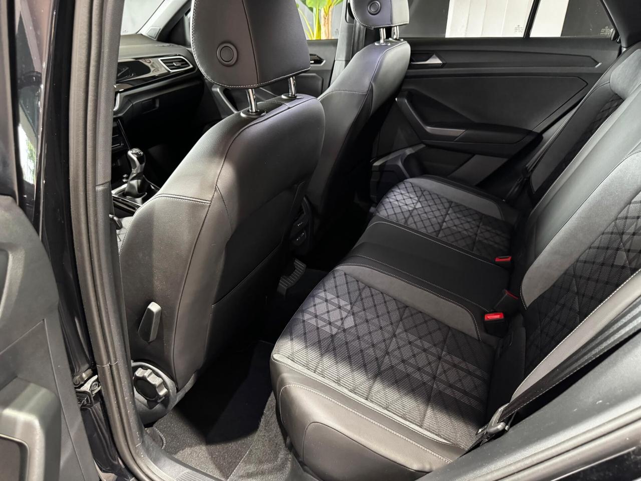Volkswagen T-Roc 1.0 TSI R-Line