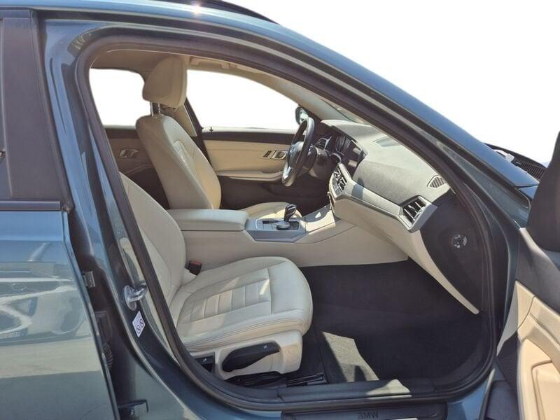 BMW Serie 3 320d Touring mhev 48V Business Advantage auto