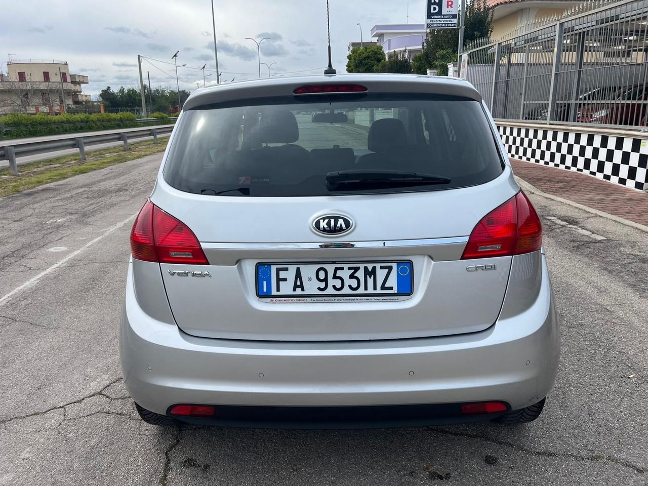Kia Venga 1.4 CRDi 90CV Cool Unipro 2015
