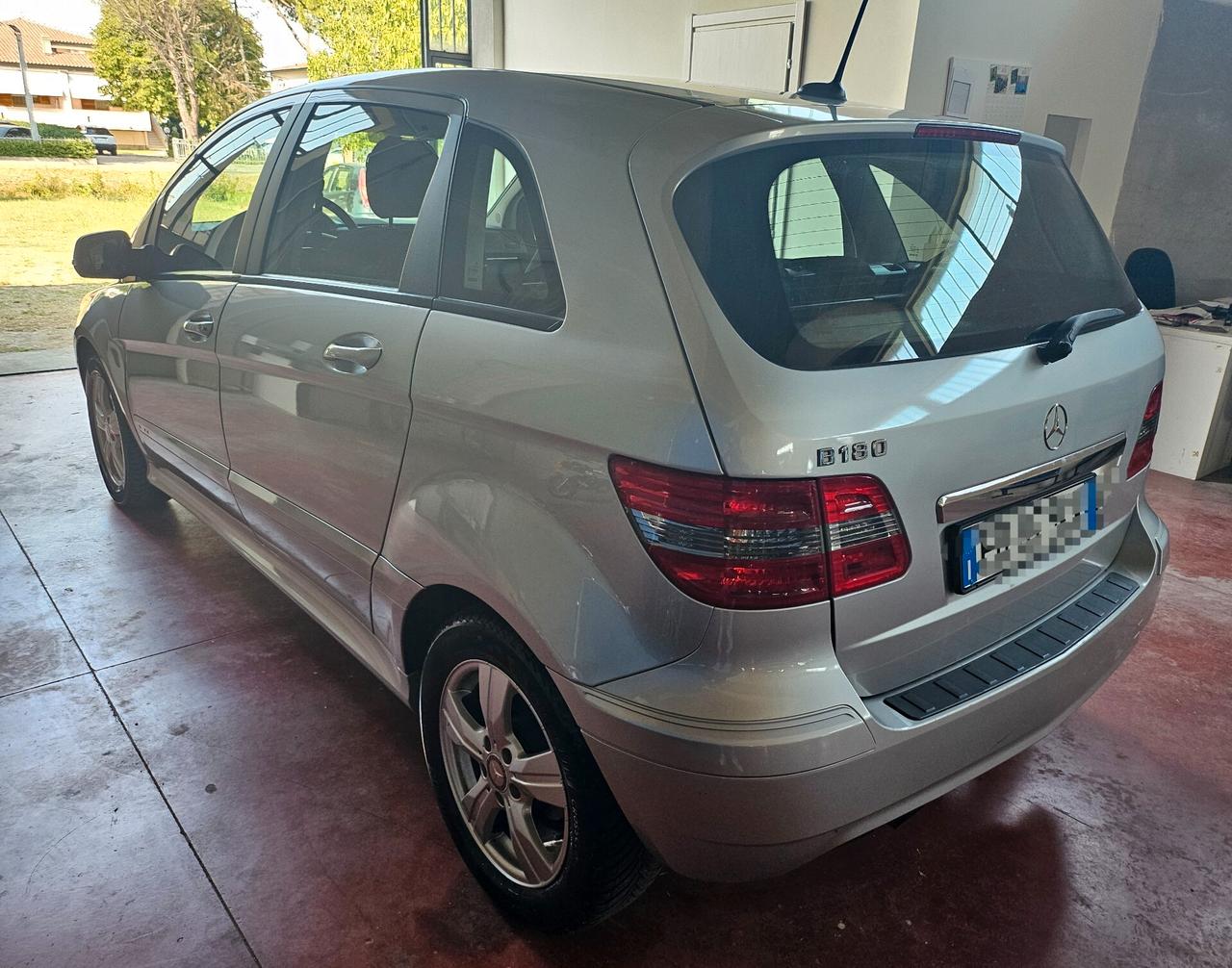 Mercedes-benz B 180 BlueEFFICIENCY Executive