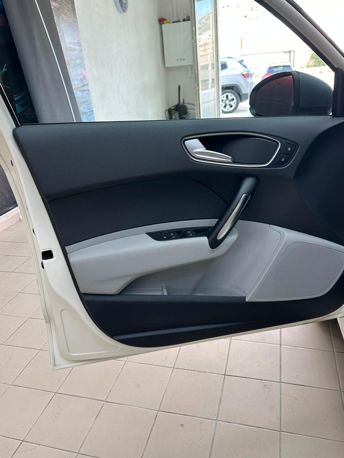 Audi A1 SPB 1.6 TDI S tronic Ambition