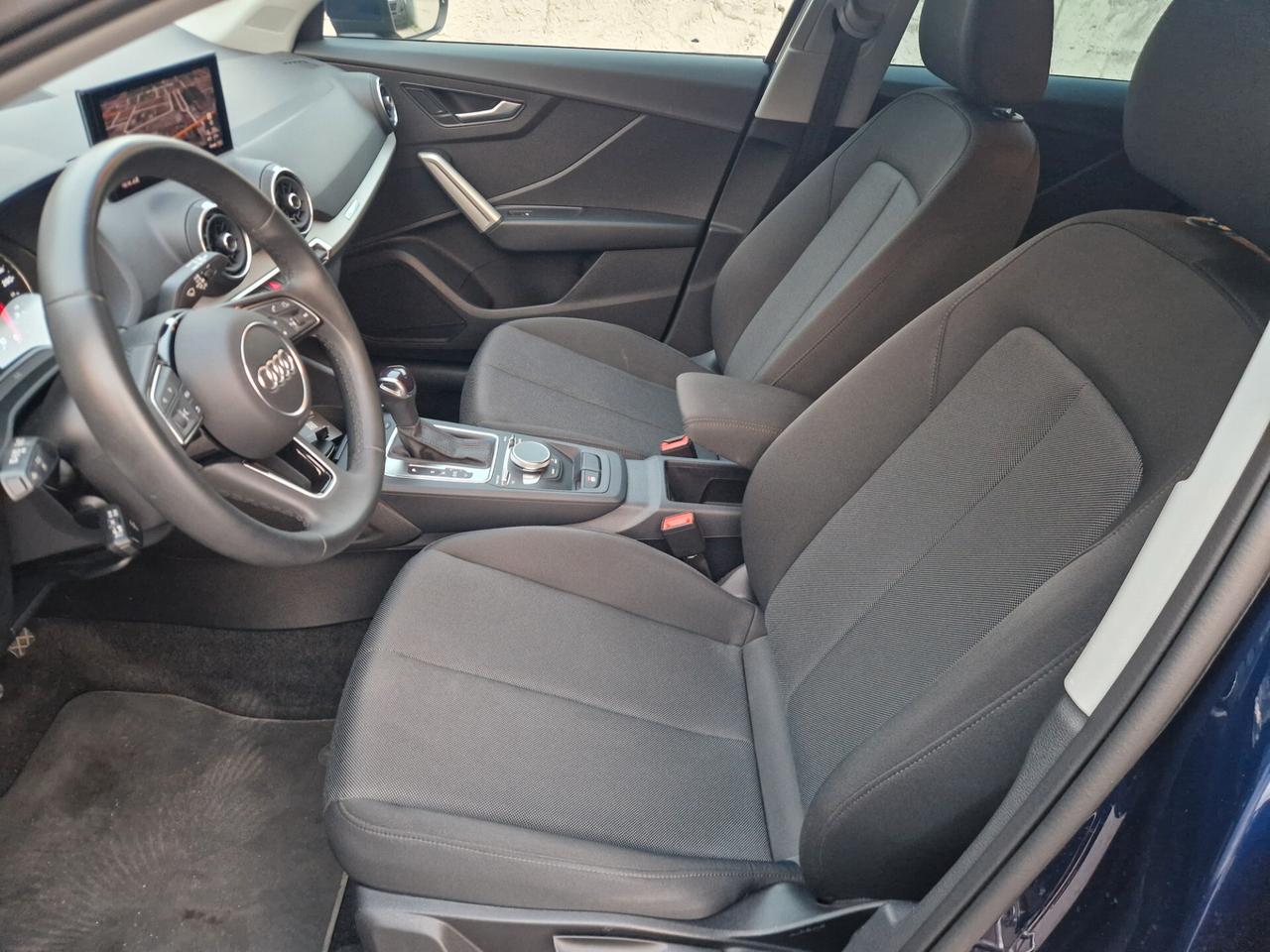 Audi Q2 30 TDI S tronic Business Advanced