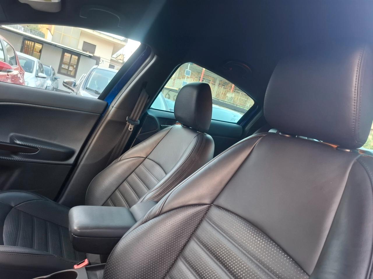 Alfa Romeo Giulietta - 1.6 JTD Esclusive