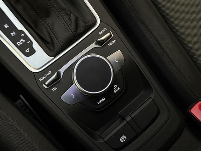 AUDI Q2 35 TFSI S tronic Admired Advanced